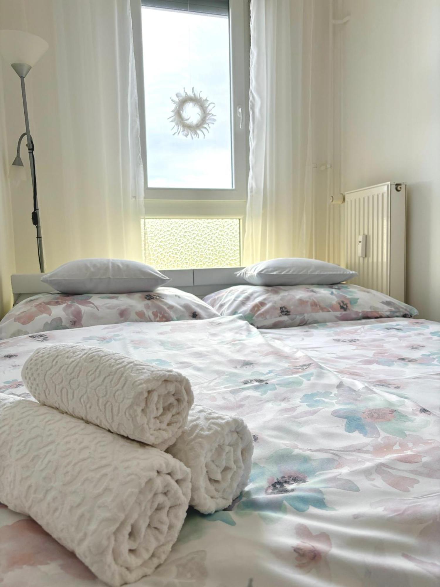 Glamour Residence Πετς Εξωτερικό φωτογραφία